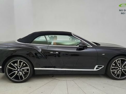 Used 2022 Bentley Continental GT AWD/4WD image 21