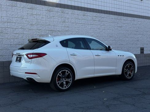 Used 2017 Maserati Levante S image 34