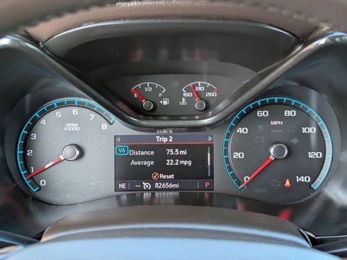 Used 2022 GMC Canyon Denali image 12