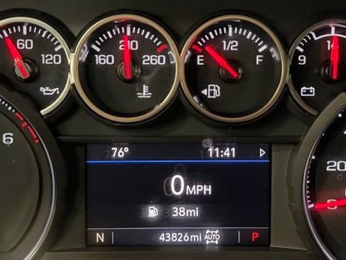 Used 2023 Chevrolet Tahoe LS AWD/4WD image 17