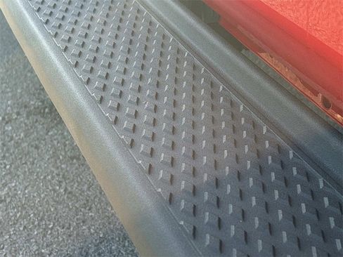 Used 2022 Jeep Gladiator Sport image 18