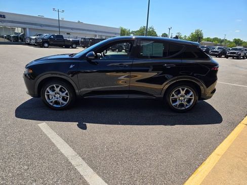 Used 2024 Dodge Hornet R/T Plus AWD/4WD image 32