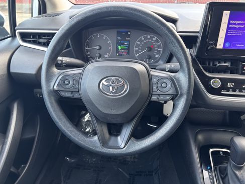 Used 2023 Toyota Corolla LE FWD image 14