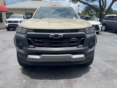 Used 2024 Chevrolet Colorado Trail Boss w/ Advanced Trailering Package AWD/4WD image 8