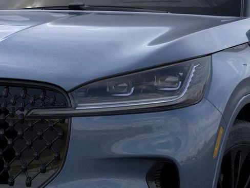 New 2025 Lincoln Aviator Reserve w/ Jet Appearance Package image 40