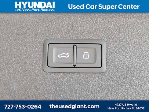 Used 2021 Audi Q5 Premium Plus image 13