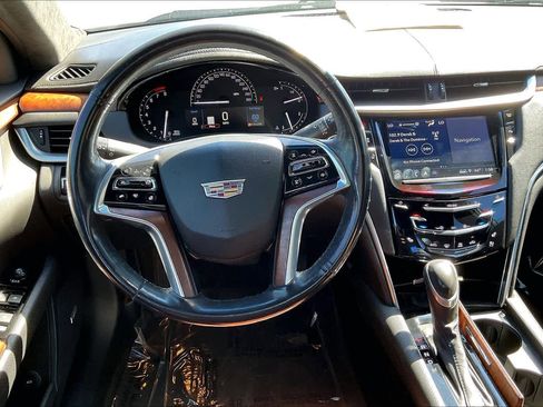 Used 2019 Cadillac XTS Luxury image 6