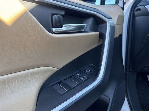 Used 2024 Toyota RAV4 XLE w/ Convenience Package image 11