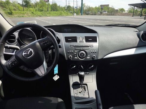 Used 2012 MAZDA MAZDA3 i Touring FWD image 8