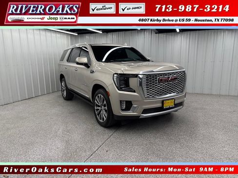 Used 2021 GMC Yukon Denali w/ Denali Premium Package AWD/4WD image 1