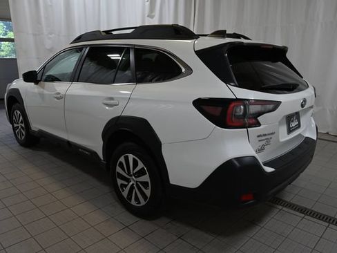 Used 2025 Subaru Outback Premium w/ Popular Package #1A AWD/4WD image 10