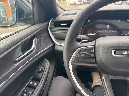 New 2026 Jeep Grand Cherokee Limited AWD/4WD image 28