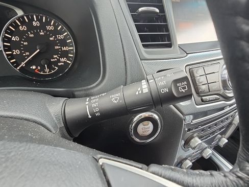 Used 2018 Nissan Pathfinder SL w/ SL Premium Package AWD/4WD image 40