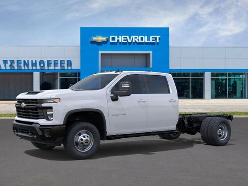 New 2026 Chevrolet Silverado 3500 W/T w/ WT Convenience Package AWD/4WD image 2