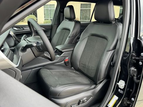 New 2025 Jeep Grand Cherokee L Altitude image 27