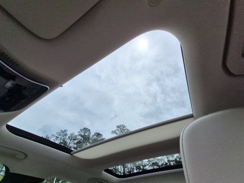 New 2026 Mercedes-Benz E 350 4MATIC Sedan image 28