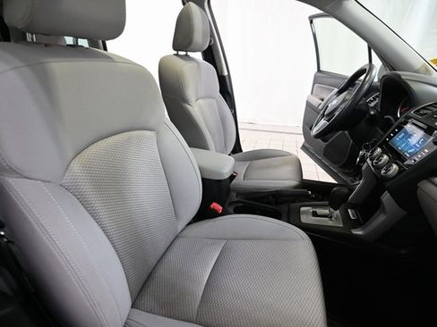 Used 2018 Subaru Forester 2.5i Premium w/ All-Weather Package image 24