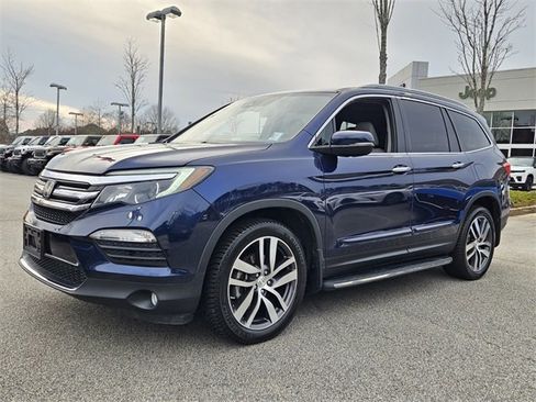 Used 2016 Honda Pilot Elite image 4