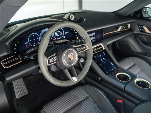 Used 2025 Porsche Taycan 4S AWD/4WD image 4