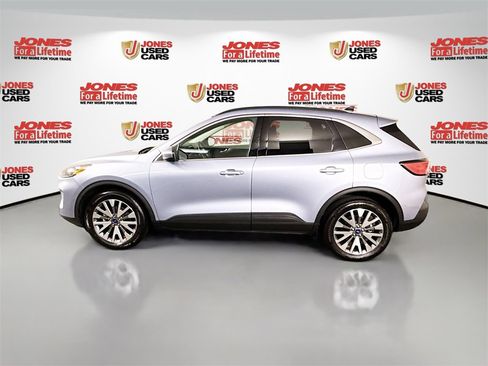 Used 2022 Ford Escape Titanium w/ Class II Trailer Tow Package image 15