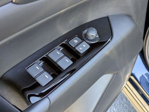 New 2025 MAZDA CX-5 AWD 2.5 S w/ Preferred Package image 13