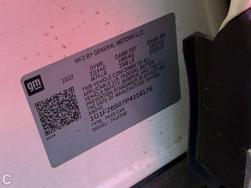 Used 2023 Chevrolet Bolt EUV Premier w/ Sun & Sound Package FWD image 22