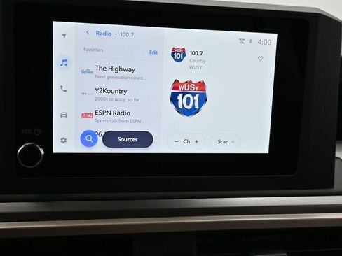 Used 2025 Toyota Tacoma TRD Sport image 18