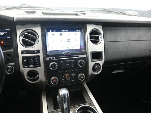 Used 2017 Ford Expedition Limited w/ Equipment Group 301A image 11