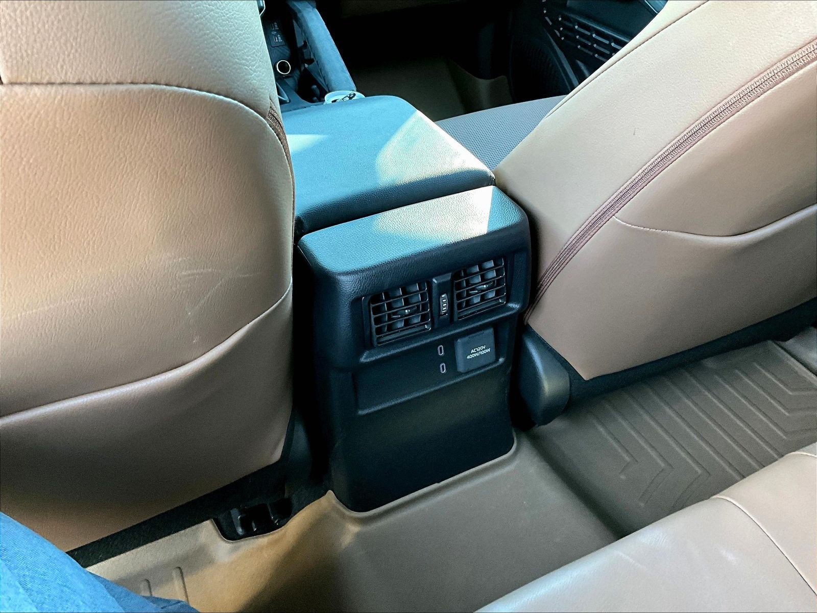 Used 2025 Toyota 4Runner Limited AWD/4WD image 16