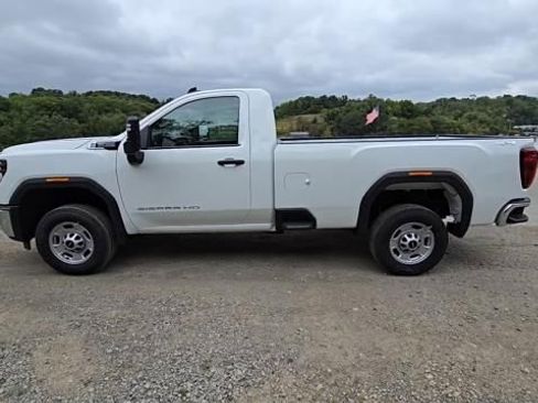 New 2024 GMC Sierra 2500 Pro image 3