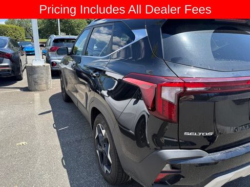 Used 2025 Kia Seltos EX w/ EX Sunroof Package FWD image 5