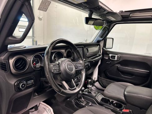 Used 2021 Jeep Wrangler Unlimited Sport image 16