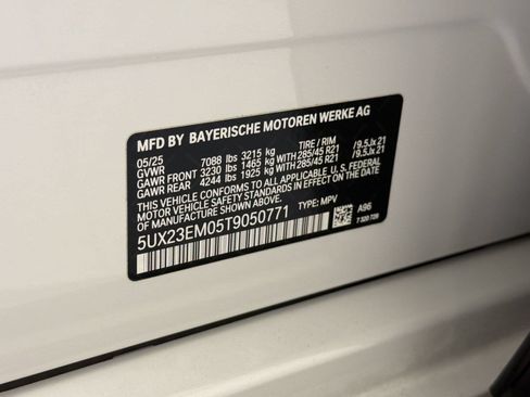 Used 2026 BMW X7 xDrive40i AWD/4WD image 22