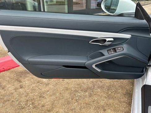 New 2025 Porsche 718 Cayman S image 17