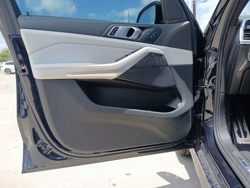 Used 2023 BMW X5 sDrive40i w/ M Sport Package RWD image 20