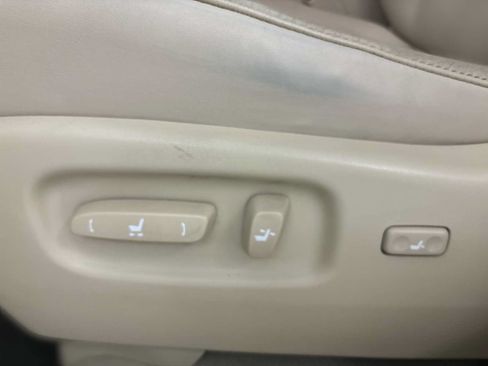 Used 2013 Lexus RX 350 AWD w/ Navigation Pkg image 14