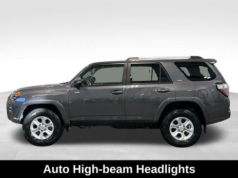 Used 2022 Toyota 4Runner SR5 Premium w/ Moonroof Package image 6