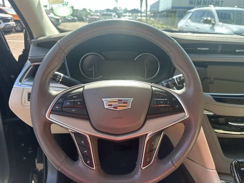 Used 2021 Cadillac XT5 Premium Luxury FWD image 24