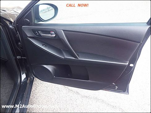 Used 2011 MAZDA MAZDA3 i Touring image 31