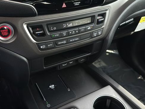 Certified 2025 Honda Ridgeline Sport image 14