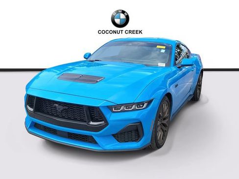 Used 2024 Ford Mustang GT Premium RWD image 3