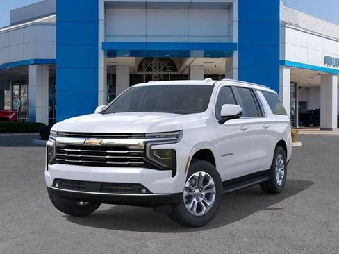 New 2026 Chevrolet Suburban LT w/ Comfort Package image 6