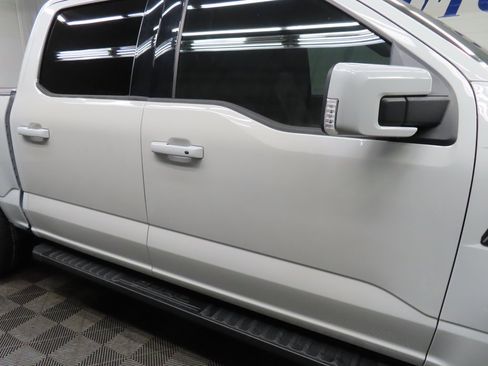 Used 2023 Ford F150 Lariat image 33