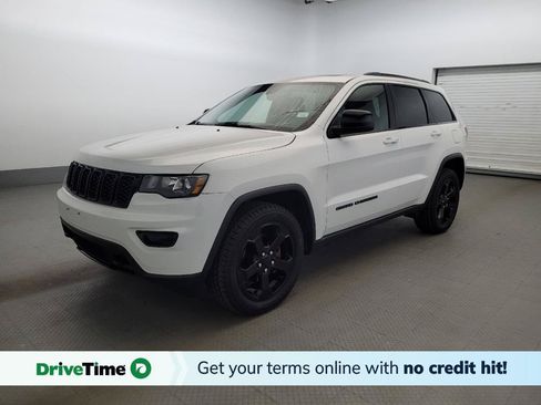 Used 2018 Jeep Grand Cherokee Laredo AWD/4WD image 1