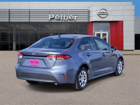 Used 2024 Toyota Corolla LE image 6