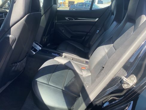 Used 2016 Porsche Panamera image 15