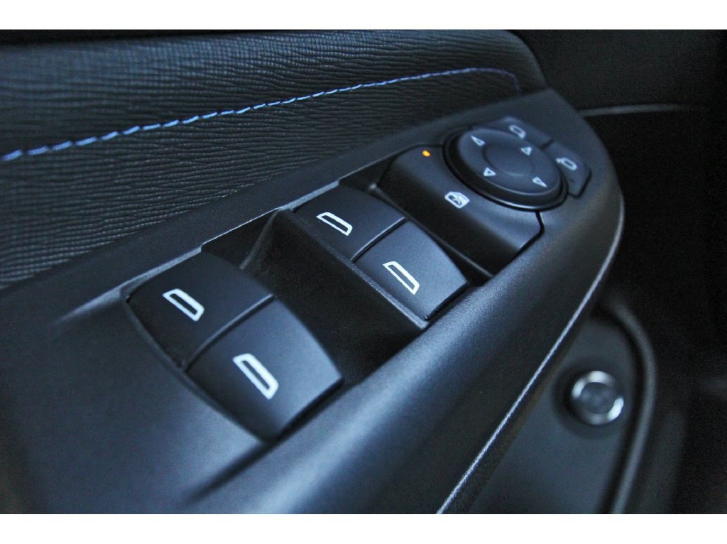 Used 2025 Buick Envista Sport Touring w/ Convenience II Package FWD image 20
