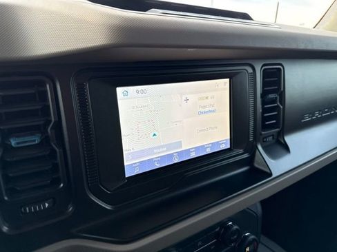 Certified 2021 Ford Bronco Wildtrak image 26