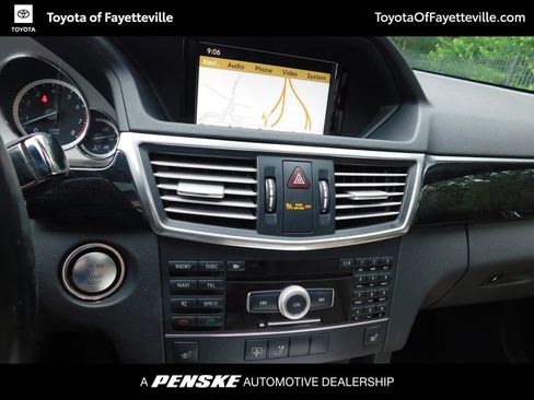 Used 2011 Mercedes-Benz E 350 Sedan image 10