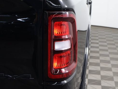 Used 2025 RAM 1500 Big Horn AWD/4WD image 16